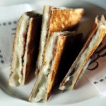 Bikini de mozarela (Tapas24)