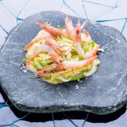 Ceviche-de-gambas-de-Huelva-con-aguacate-y-cebolla-tierna